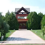 Ethra Reserve Valentino 4*