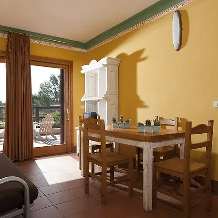 Ethra Reserve Valentino 4*